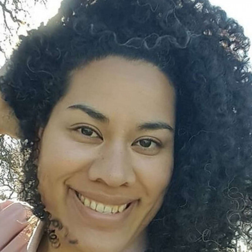 “Une ronde qui adore la branlette”